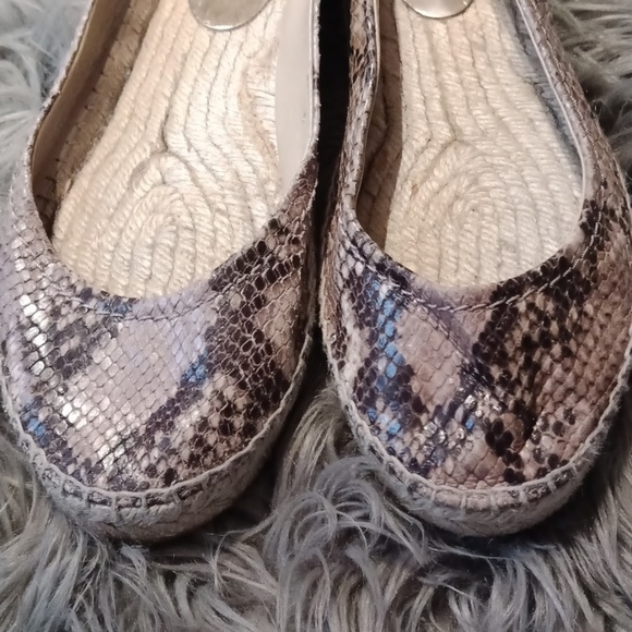 Jimmy Choo flats - Picture 2 of 8